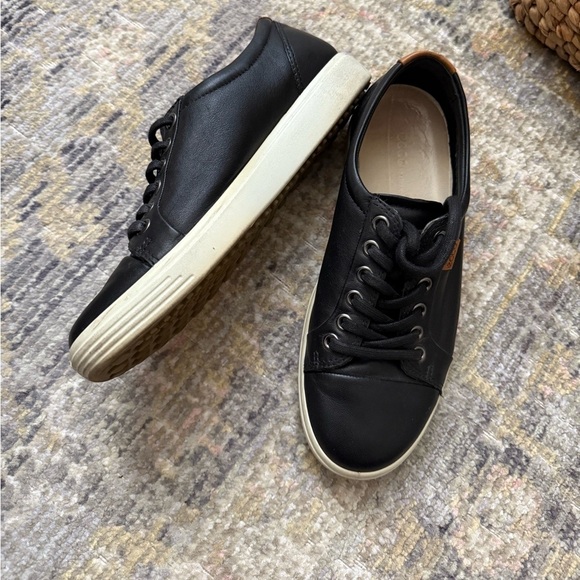 Ecco Shoes - Ecco Black Leather women’s lace up Sneakers